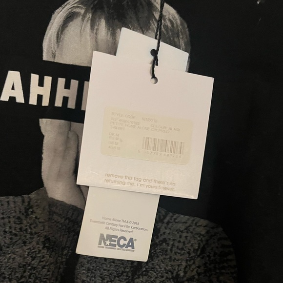 Home Alone Crop Top - Picture 3 of 5